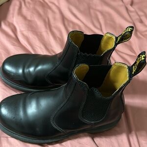 Doc Martens Chelsea Boots